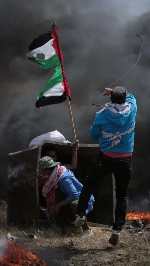 Terang-terangan Suarakan soal Kebebasan Palestina, Bella Hadid Singgung Soal 'Nakba', Apa itu?