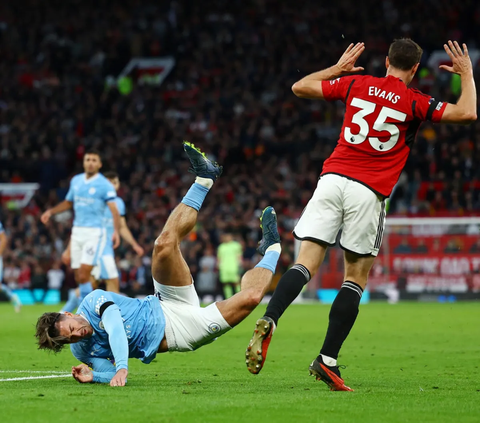 FOTO: Momen Manchester City Membantai Setan Merah 3-0, Pasukan Pep Guardiola berjaya di Old Trafford