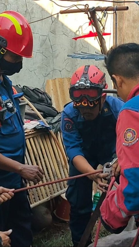 Wanita Tua Tercebur Sumur Kerek Sedalam 25 Meter Endingnya Tak Terduga<br>