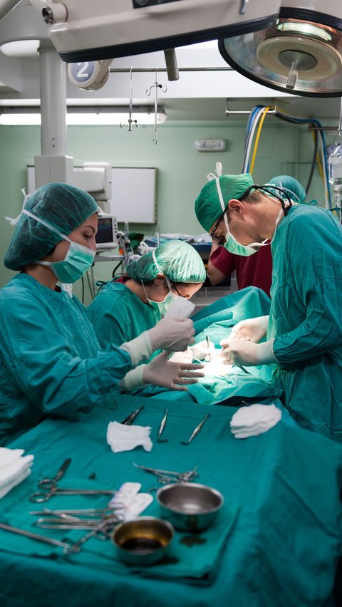 Doctor Explains the Trigger of the Cesarean Operation Wound Suddenly Bleeding Again