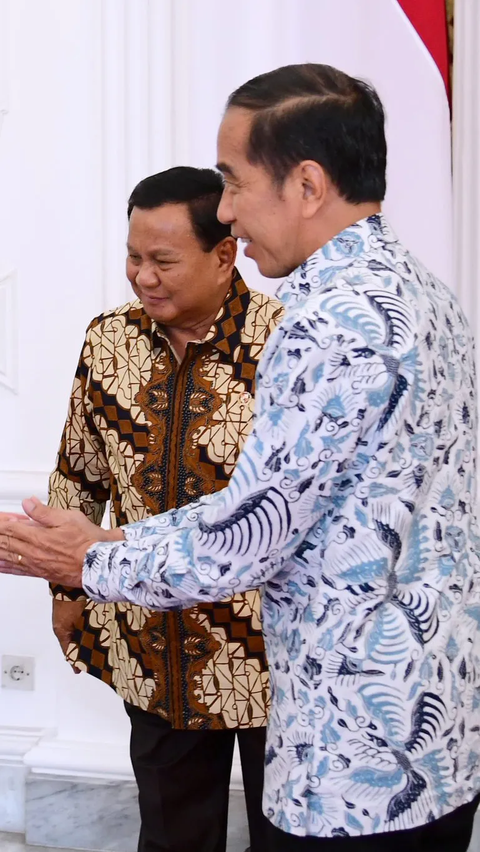 Sikap Hormat Prabowo ke Anies dan Ganjar Usai Makan Bareng Jokowi di Istana