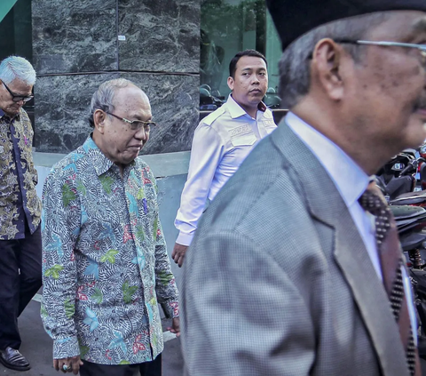 FOTO: Sosok Tiga Majelis Kehormatan Mahkamah Konstitusi yang Melakukan Pertemuan Tertutup dengan Sembilan Hakim MK