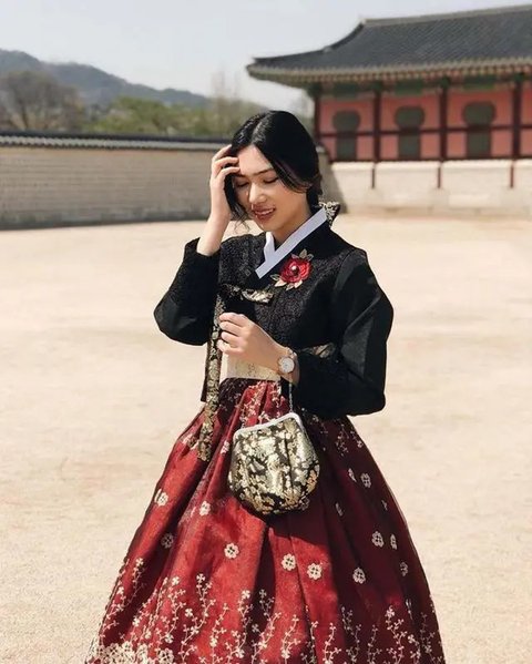 Deretan Artis Indonesia Tampil Menawan Dalam Balutan Hanbok, Fuji Disebut Bak Putri Kerajaan