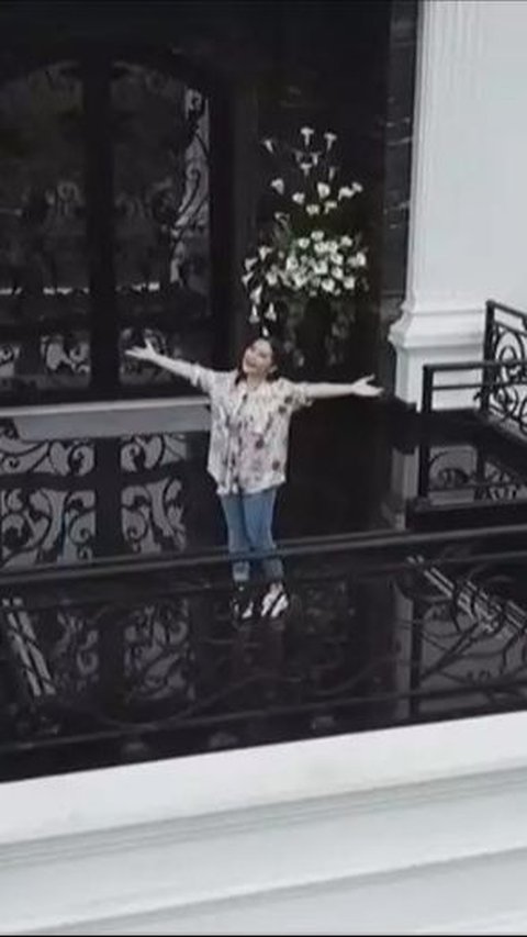 Rumah Prilly Latuconsina