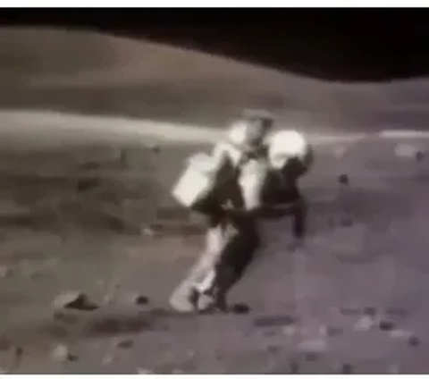 Video Ini Ungkap Sulitnya Astronot Berjalan di Permukaan Bulan, Salah Sedikit Nyawa Bisa Melayang
