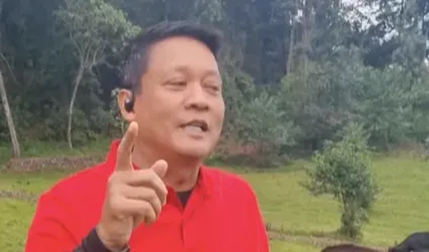 Krishna Murti terlihat cukup kelelahan sehingga nafasnya pun menjadi ngos-ngosan.