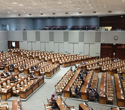 Kenakan Syal Palestina, 249 Anggota DPR Hadiri Rapat Paripurna Pembukaan Masa Sidang