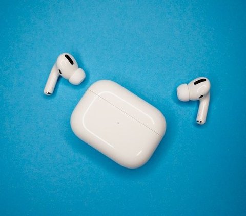 How To Clean AirPods Correctly And Safely Using 3 Methods | trstdly ...