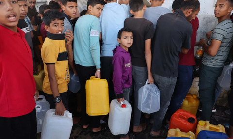 Warga Gaza Jebol Gudang Bantuan Kemanusiaan PBB, Rebutan Ambil Kebutuhan Pokok