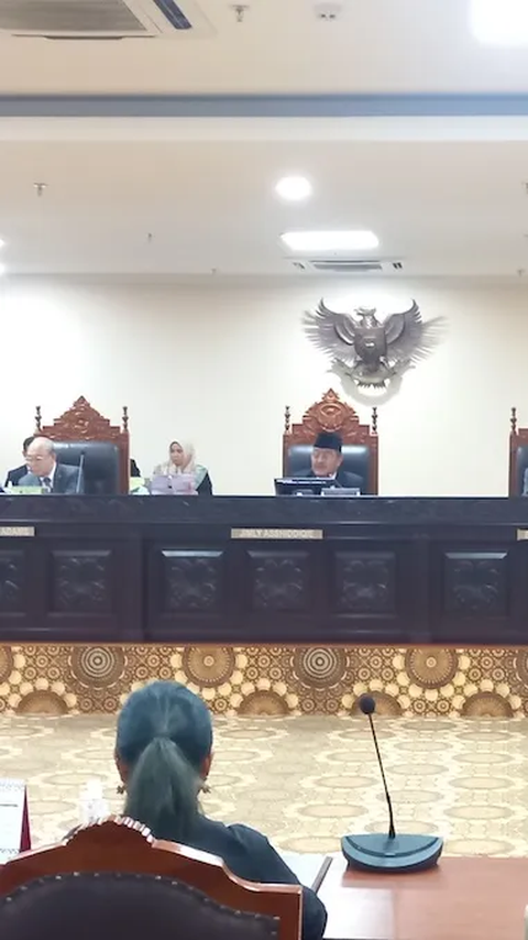 Denny Indrayana Ungkap Pernikahan Anwar Usman dan Adik Jokowi Merupakan Mula Rusaknya Independensi MK