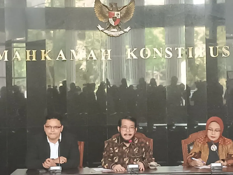 Denny Indrayana Ungkap Pernikahan Anwar Usman dan Adik Jokowi Merupakan Mula Rusaknya Independensi MK