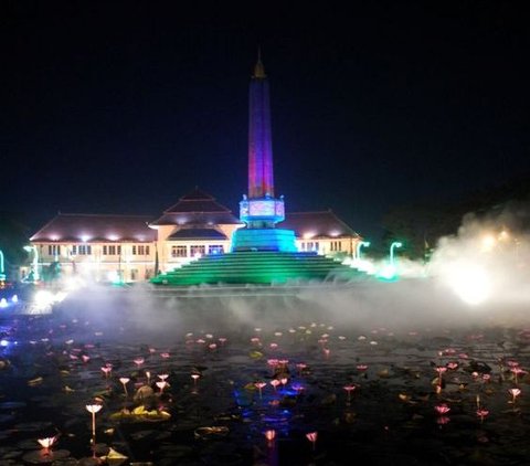 Sejak saat itu, daerah Malang Kucecwara lebih dikenal dengan nama Malang yang berarti penghalang atau yang menghalang-halangi.