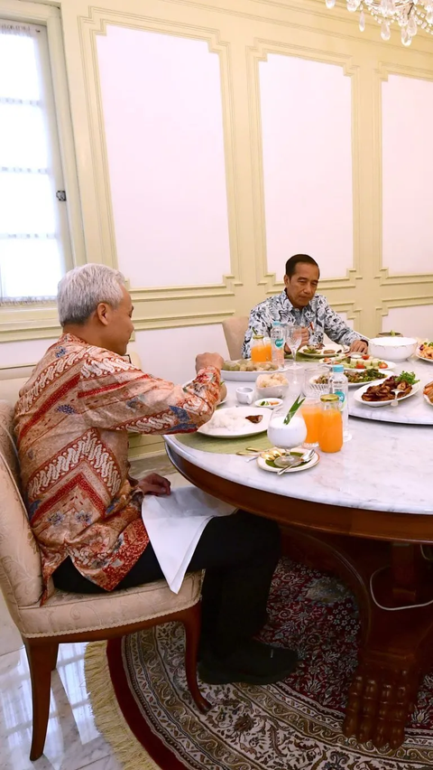 Ganjar Candai Prabowo Usai Bertemu Jokowi, Tidak Makan Nasi Tapi Lontong