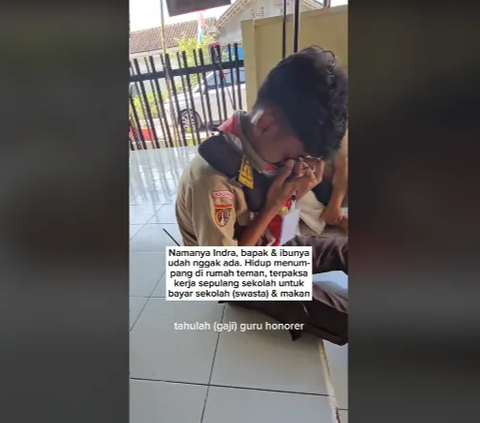 Ia juga terpaksa bekerja banting tulang sepulang sekolah demi bisa membayar uang sekolah dan sesuap nasi. Terlebih diketahui Indra bersekolah di sekolah swasta. <br>