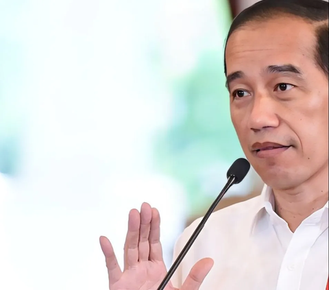 PDIP Nilai Makan Bareng Jokowi Bentuk Peringatan ke Ganjar dan Anies untuk Siap Lawan Kekuatan Besar