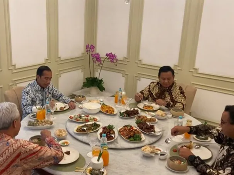 PKS Menilai Posisi Duduk Makan Siang 3 Capres di Istana Lebih Fokus ke Jokowi dan Prabowo