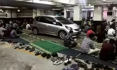 10 Potret Parkir Mobil di Tempat Enggak Masuk Akal, Posisinya Absurd Banget