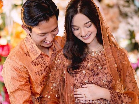 10 Potret Terbaru Sabrina Anggraini Istri Belva Devara Hamil 4 Bulan, Penampilan Bumil Dipuji Makin Cantik