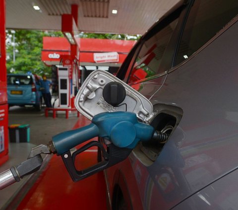 Perlu diketahui, harga Pertamax yang dijual Pertamina sebesar Rp14.000 per liter, sedangkan harga Pertamax yang dijual di Perstahop dibanderol Rp13.850 per liter. 