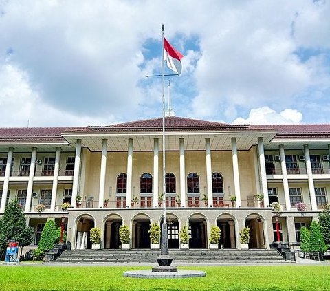 UGM jadi Kampus Terbaik Nomor Dua se-Indonesia, Tapi Paling Unggul Dalam Hal Ini