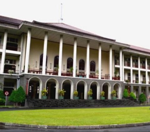 UGM jadi Kampus Terbaik Nomor Dua se-Indonesia, Tapi Paling Unggul Dalam Hal Ini