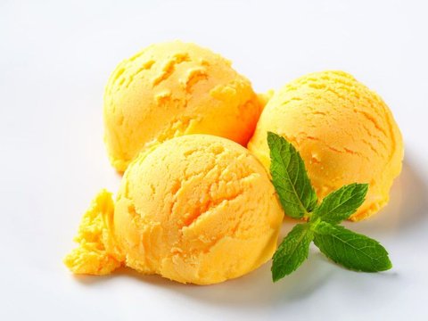 2. Es Krim Rumahan Mangga Manis