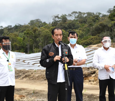 Jokowi Tegaskan PNS Telah Terikat Kontrak, Harus Siap Ditugaskan di Manapun