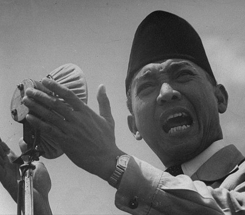 Dikenal sebagai Bapak Proklamator Indonesia, keduanya sangat berjasa dalam memerdekakan negara Indonesia. Tidak berjuang secara fisik, mereka berjuang secara pikiran guna melawan pemerintahan kolonial. <br>