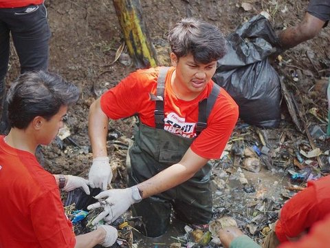 Sempat Ditentang hingga Terancam Disomasi, Pandawara Group Akhirnya Diizinkan Bersihkan Pantai Loji