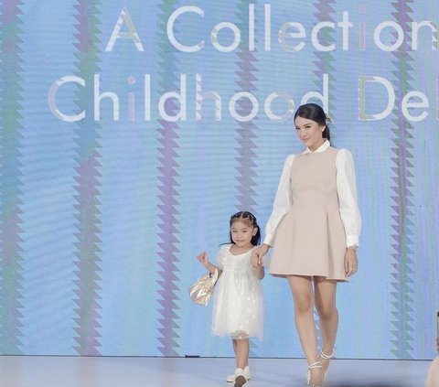 Raditya Dika's Adorable Response Watching His Daughter's Fashion Show