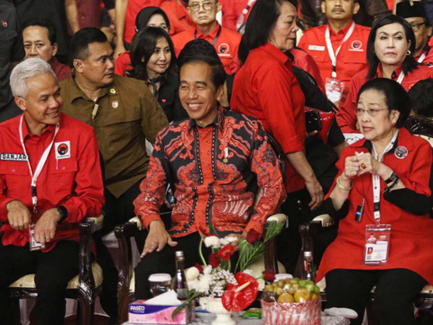 Jokowi Bangga Indonesia Bakal Punya Peta Jalan Digital, Tapi Terkendala Proyek BTS 4G Kominfo