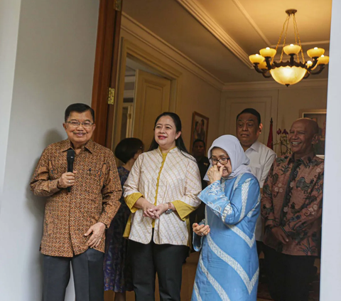 FOTO: Momen Puan Maharani Sambangi Kediaman JK, Santap Coto Makassar hingga Bahas Pilpres 2024