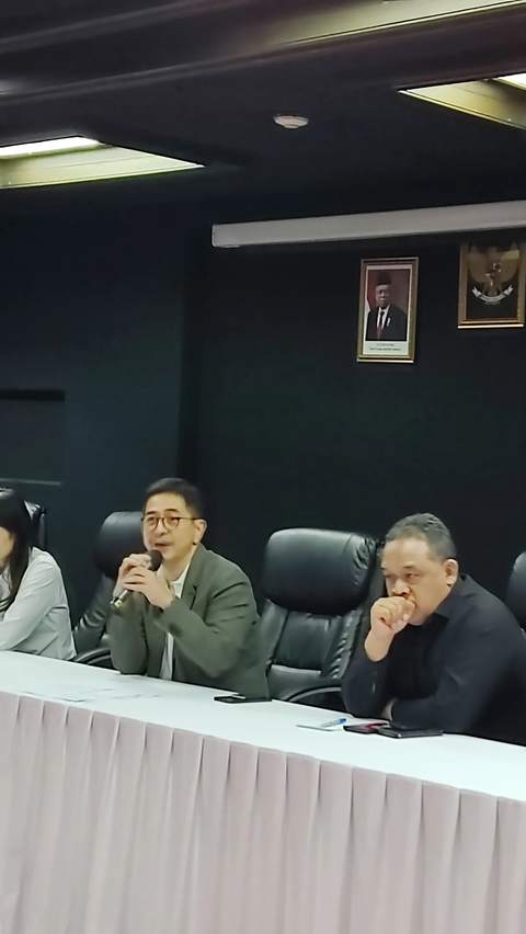 Arsjad Rasjid Umumkan Wakil Ketua Baru TPN Ganjar, Ada Angela Tanoesoedibjo hingga Ketum KSPSI Andi Gani<br>