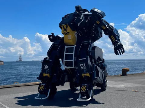 Giant Robot Appearance Resembling Gundam that Can Move at 10 Km per Hour, Sold for Rp46.8 Billion