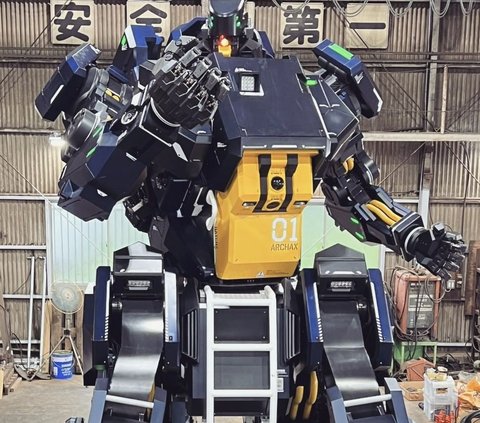 Giant Robot Appearance Resembling Gundam that Can Move at 10 Km per Hour, Sold for Rp46.8 Billion