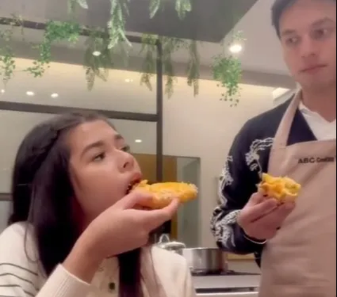 Diduga Masih Pacaran, Intip Momen Keseruan Maria Theodore Cooking Date bareng Jefri Nichol