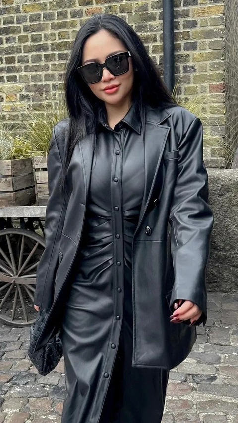 OOTD Rachel Vennya di London Tuai Pujian, Cantik dan Selalu Modis dengan Barang Branded