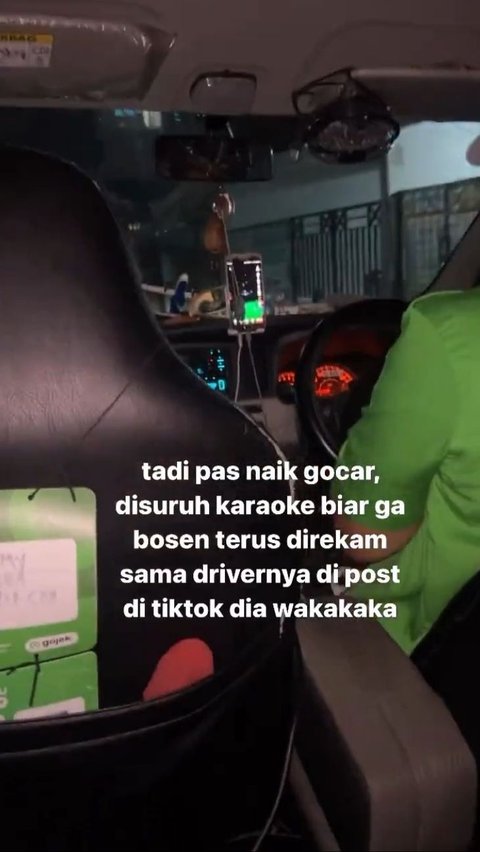 Viral Driver Taksi Online Sediakan Fasilitas Karaoke untuk Penumpang, Seru Banget