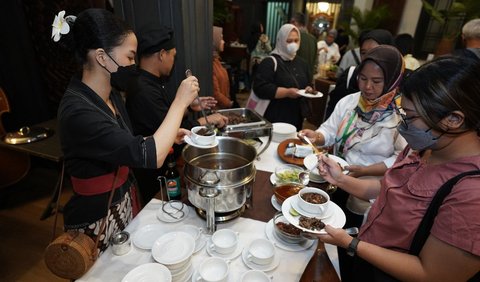 “Bango juga konsisten menjalankan misi melestarikan kuliner nusantara, salah satunya melalui pelaksanaan Festival Jajanan Bango sejak 2005,