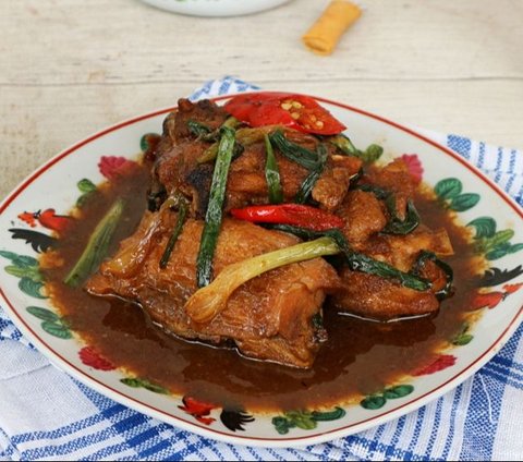 Fun Fact Ayam Kecap yang Selalu Hadir dalam Hajatan Orang Indonesia, Sudah Tahu Apa Saja?