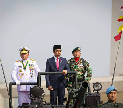 Presiden Joko Widodo (Jokowi) mengatakan, belanja alat utama sistem senjata (alutsista) TNI harus dilakukan berdasarkan skala prioritas.