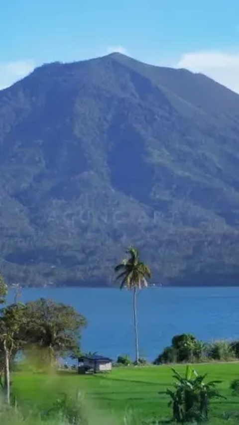 Menjelajahi Gunung Seminung, Menikmati Pemandangan Lampung dari Ketinggian<br>