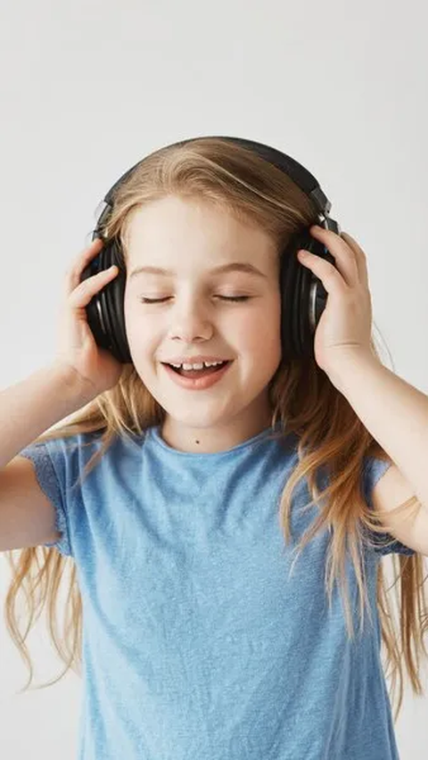 Benarkah Musik Bikin Anak Cerdas? Ini 10 Rekomendasi Lagu Untuk Meningkatkan Kecerdasan Anak
