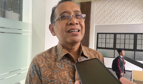 Pratikno mengatakan, alasan pengunduran diri Mentan Syahrul Yasin Limpo untuk fokus menghadapi proses ditangani Komisi Pemberatan Korupsi (KPK).<br>