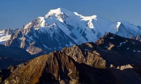 Puncak Gunung Tertinggi di Prancis Mont Blanc Menyusut, Ini Penyebabnya