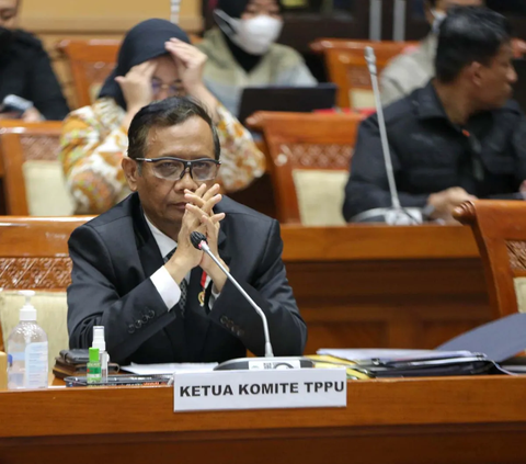 VIDEO: Mahfud MD Bocorkan Soal Korupsi Era Soeharto Vs Jokowi 