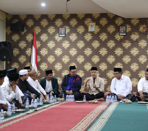 Sowan ke Ulama se-Bekasi, Ganjar Diskusi Soal Pendidikan Sampai Hukum