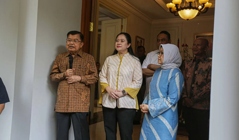 Sebelumnya, Ketua DPR Puan Maharani berkunjung ke kediaman pribadi Wakil Presiden Ke-10 dan Ke-12 RI Jusuf Kalla di Jalan Brawijaya, Jakarta Selatan, Rabu (4/10).<br>