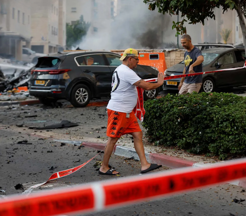 FOTO: Mencekamnya Situasi Israel Dihujani Roket dari Jalur Gaza hingga Jatuh Korban Jiwa