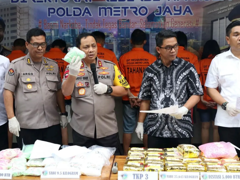 2 Polisi di Makassar Diduga Terlibat Jaringan Fredy Pratama, Pelantikan jadi Perwira Ditunda